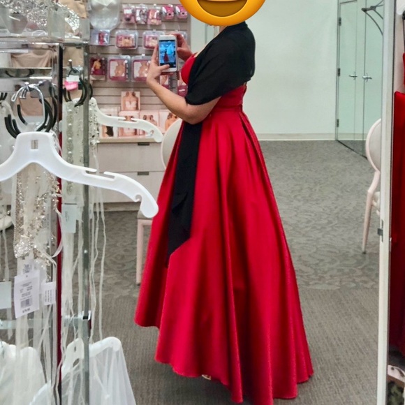 Elegant Red Ball Gown Dress - Picture 7 of 8